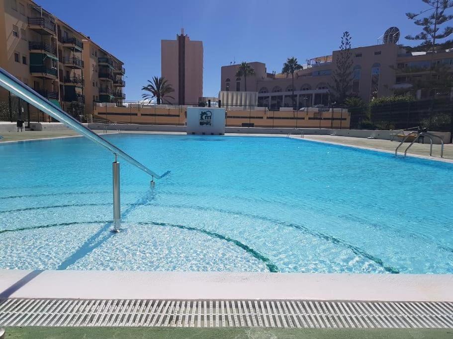 Sun Apartment - 3 Bedrooms, Priv Parking, Pool, Ac, Tv Channels, Fibre Net Los Cristianos (Tenerife) Exterior photo