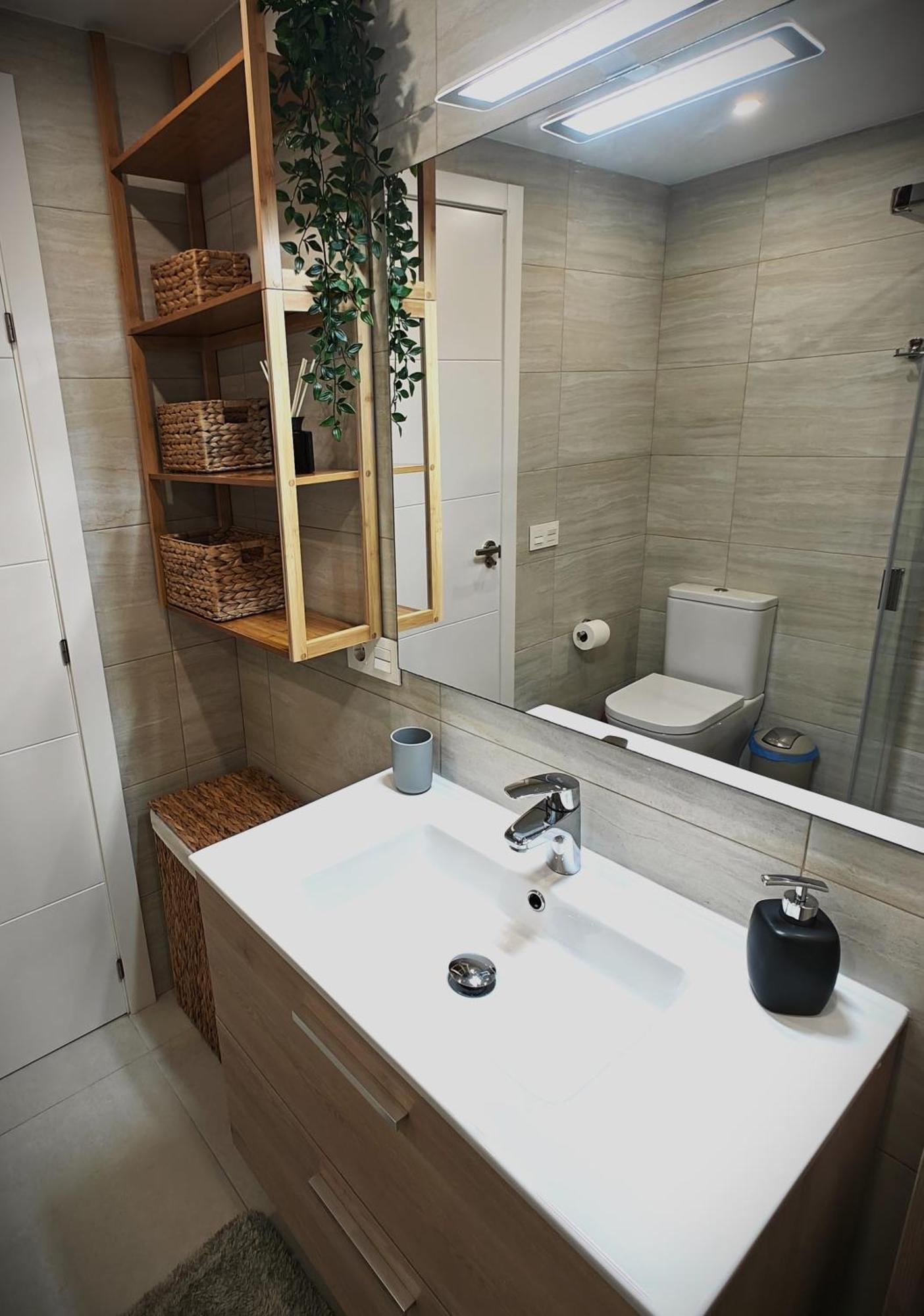Sun Apartment - 3 Bedrooms, Priv Parking, Pool, Ac, Tv Channels, Fibre Net Los Cristianos (Tenerife) Exterior photo