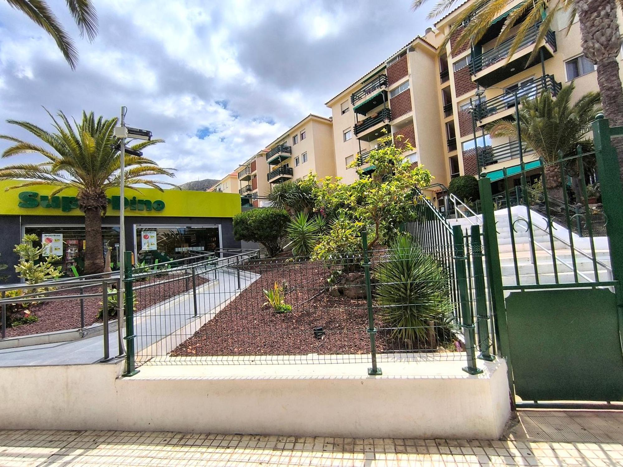 Sun Apartment - 3 Bedrooms, Priv Parking, Pool, Ac, Tv Channels, Fibre Net Los Cristianos (Tenerife) Exterior photo